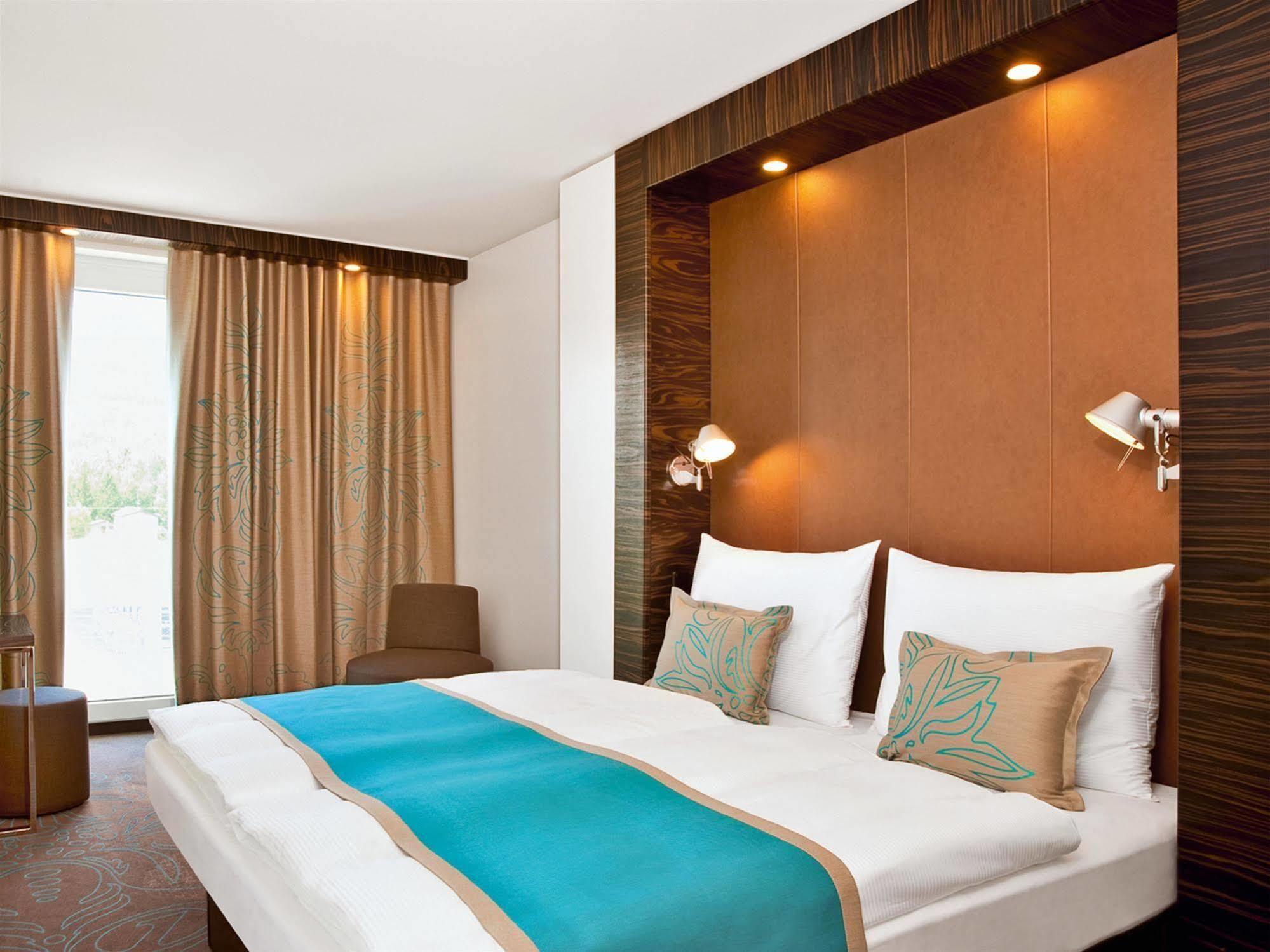 Motel One Dresden Am Zwinger Eksteriør bilde